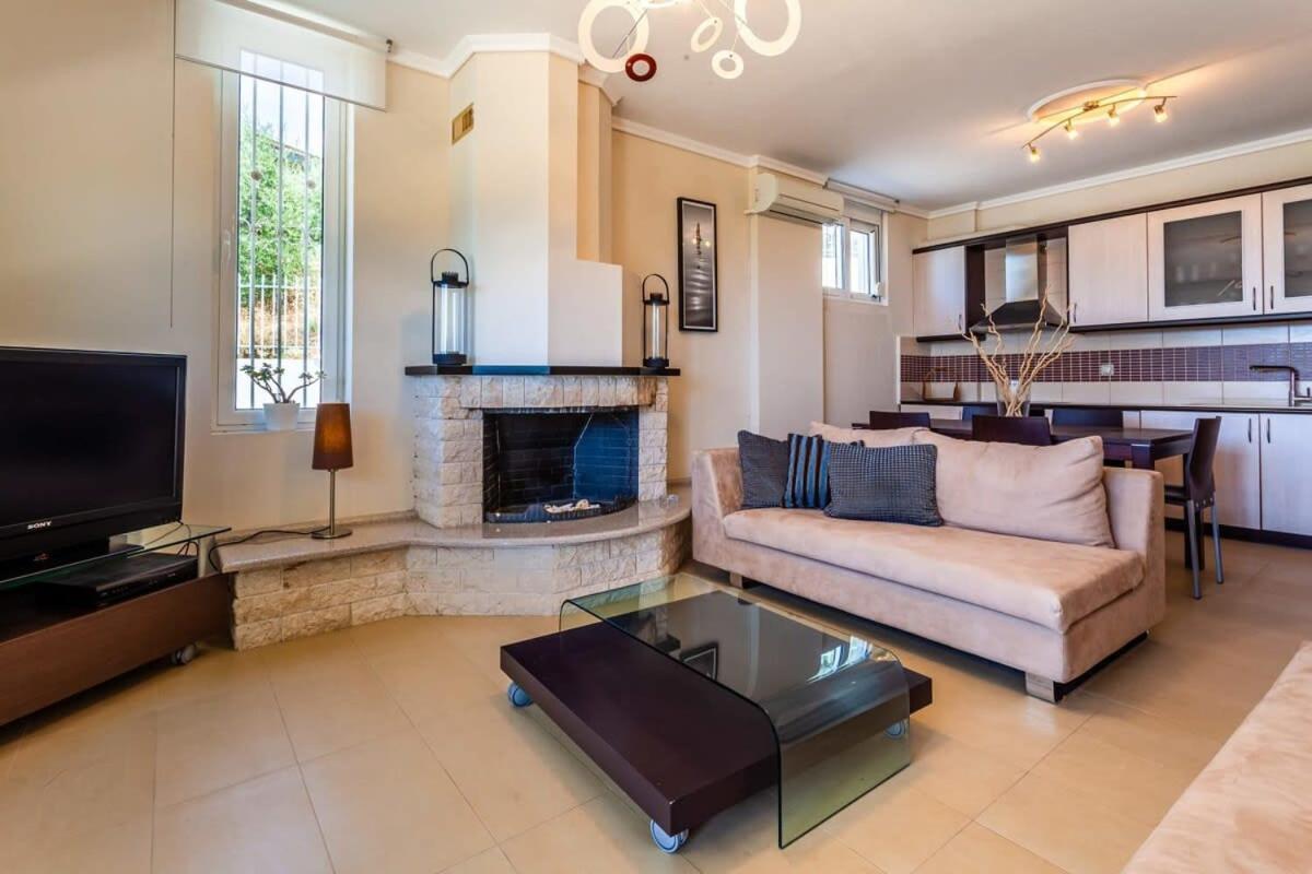 Aigli Fully Equipped Getaway - Seaview Lux Retreat Villa Kalamata Exterior photo
