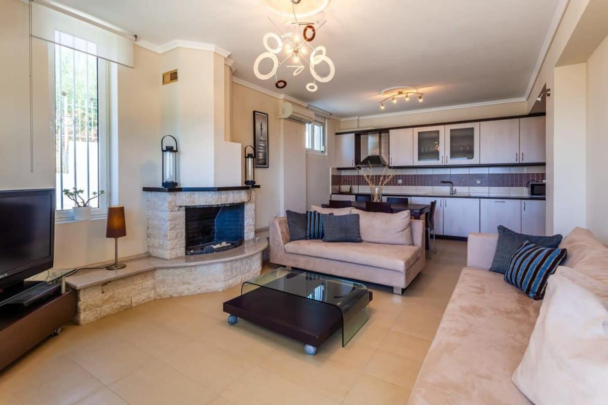 Aigli Fully Equipped Getaway - Seaview Lux Retreat Villa Kalamata Exterior photo