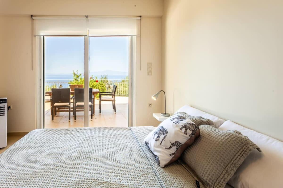 Aigli Fully Equipped Getaway - Seaview Lux Retreat Villa Kalamata Exterior photo